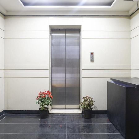 Super Townhouse Oak Sr Hotel Wakad Pune Exterior foto