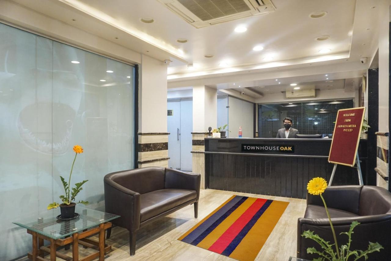 Super Townhouse Oak Sr Hotel Wakad Pune Exterior foto